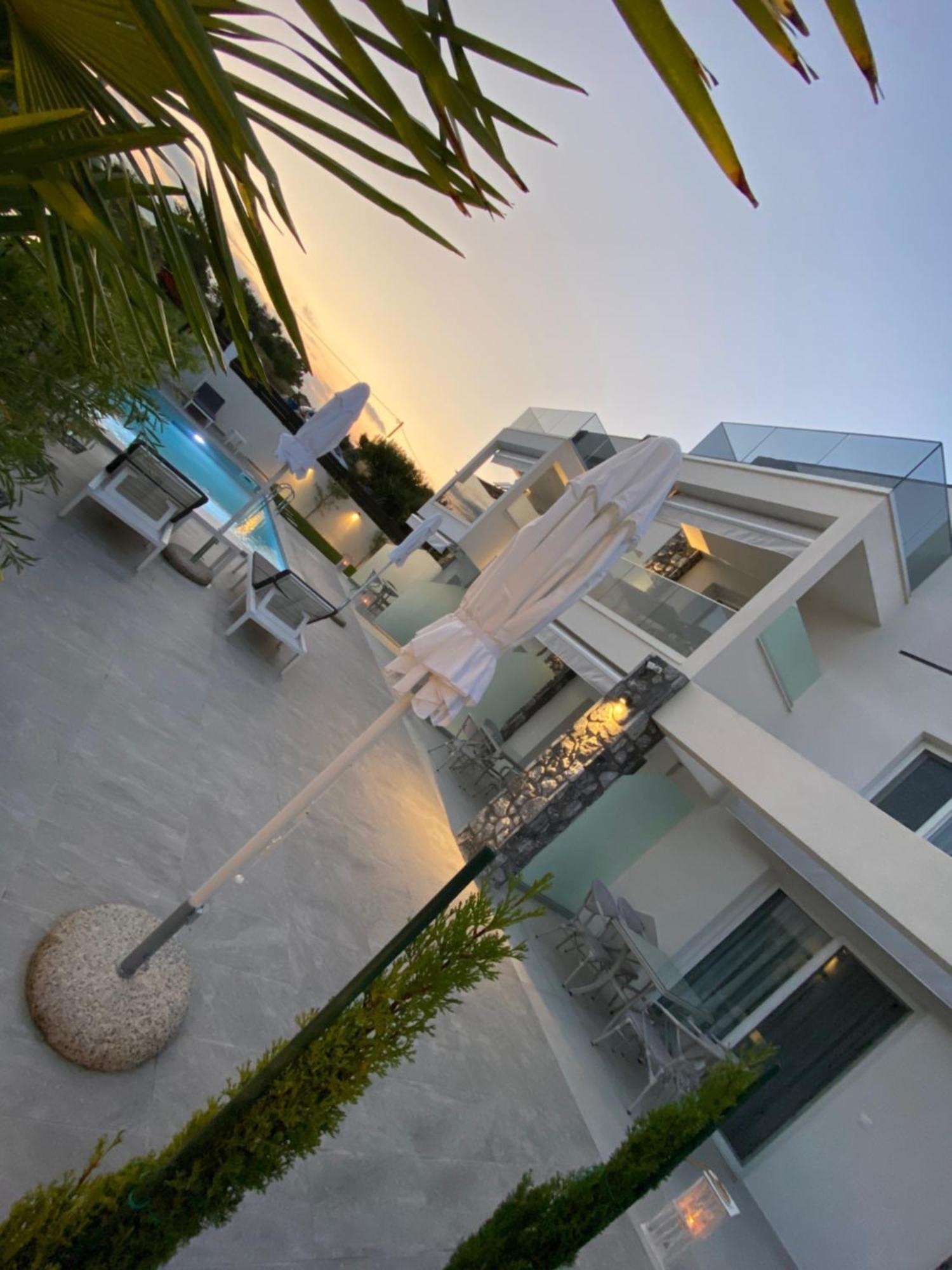 דירות ניקיטי Interni Luxury Living מראה חיצוני תמונה