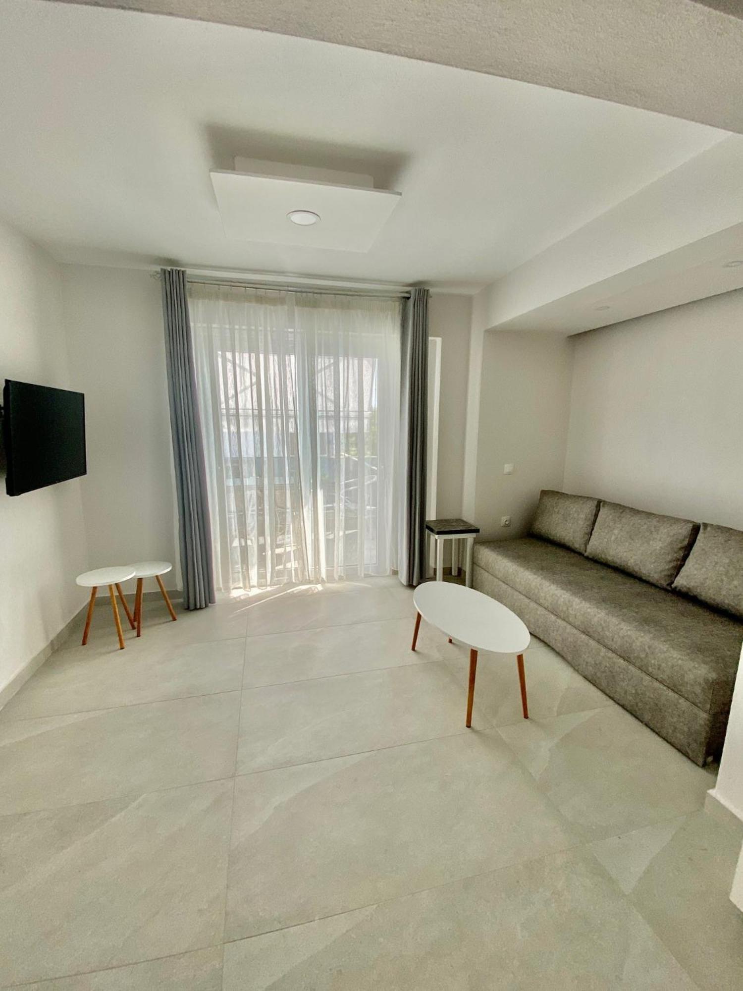 דירות ניקיטי Interni Luxury Living מראה חיצוני תמונה