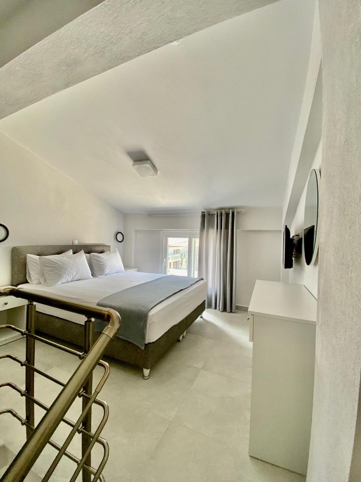 דירות ניקיטי Interni Luxury Living מראה חיצוני תמונה